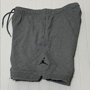 Men’s Jordan Diamond Shorts large